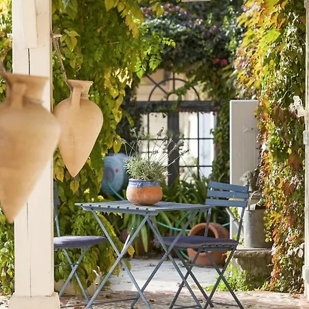 Villa Sleeps 8 Wifi Flaujagues