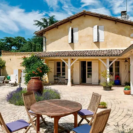 Sleeps 8 Wifi *